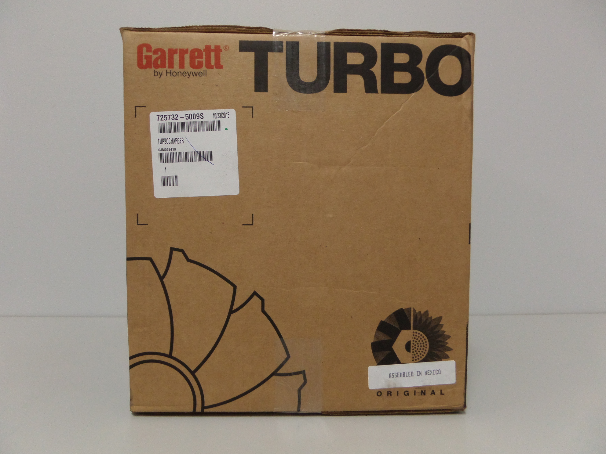 725732-5009S TURBOCHARGER DETROIT DIESEL MINE TRUCK. HONEYWELL - GARRETT